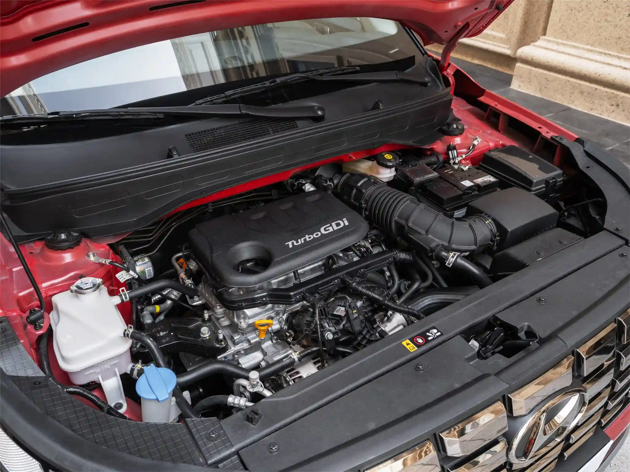 Động cơ Turbo T-GDi mạnh mẽ cho mùa mưa